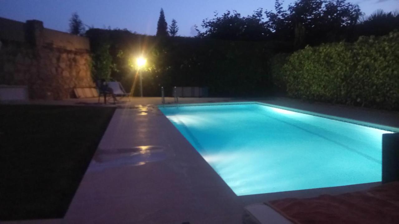 ベセリル・デ・ラ・シエラ Casa Bellavista Becerrilヴィラ エクステリア 写真