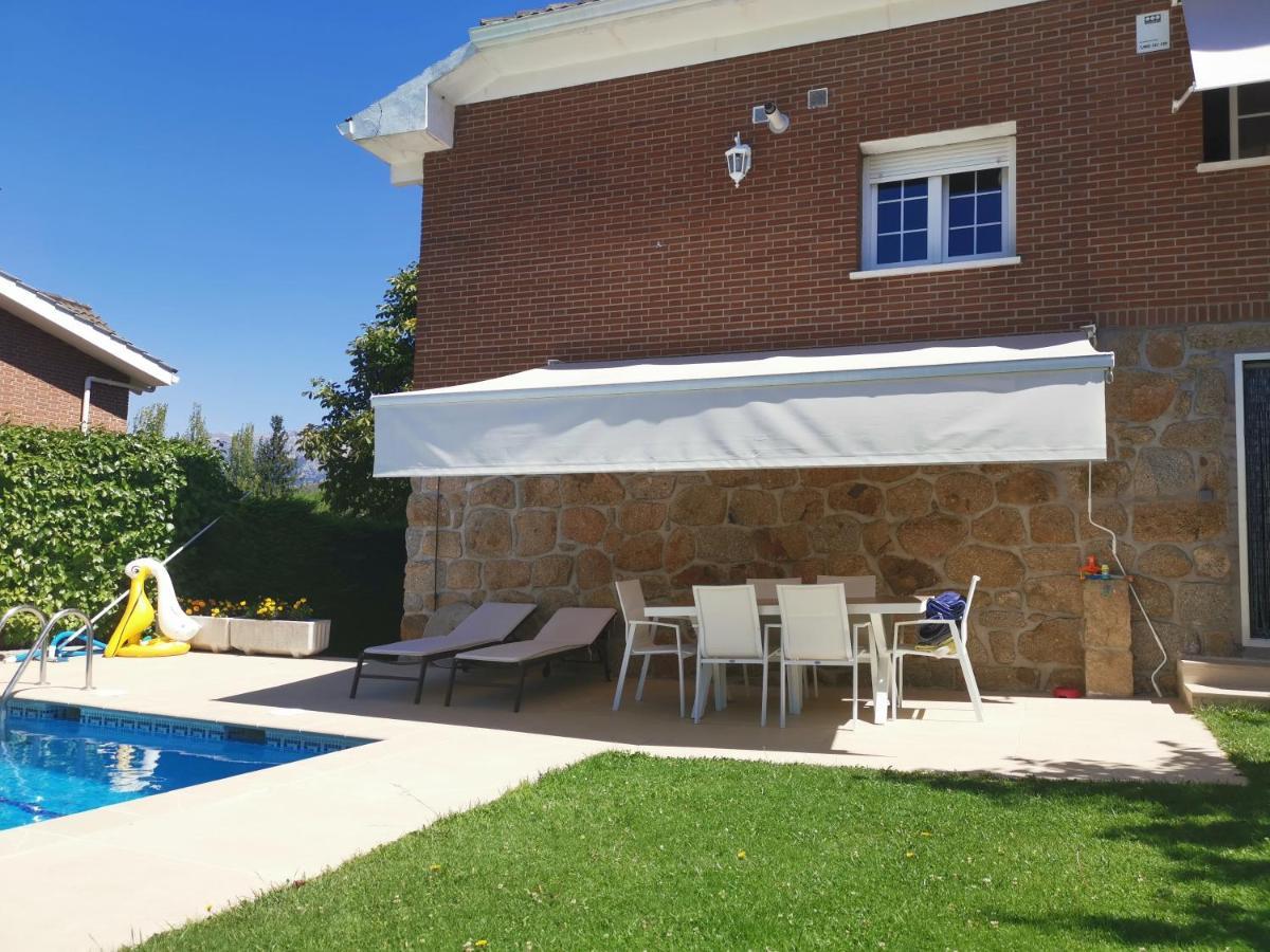 ベセリル・デ・ラ・シエラ Casa Bellavista Becerrilヴィラ エクステリア 写真